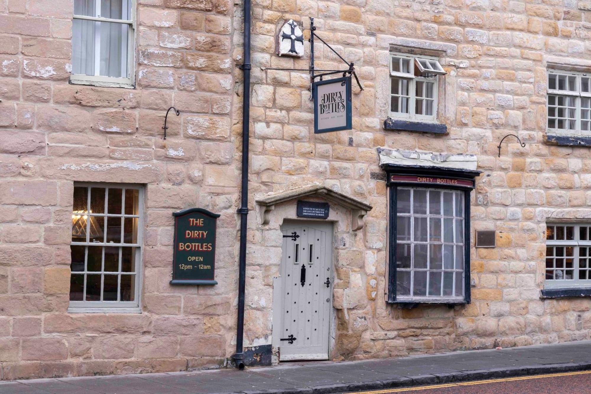 The Dirty Bottles Hotel Alnwick Buitenkant foto