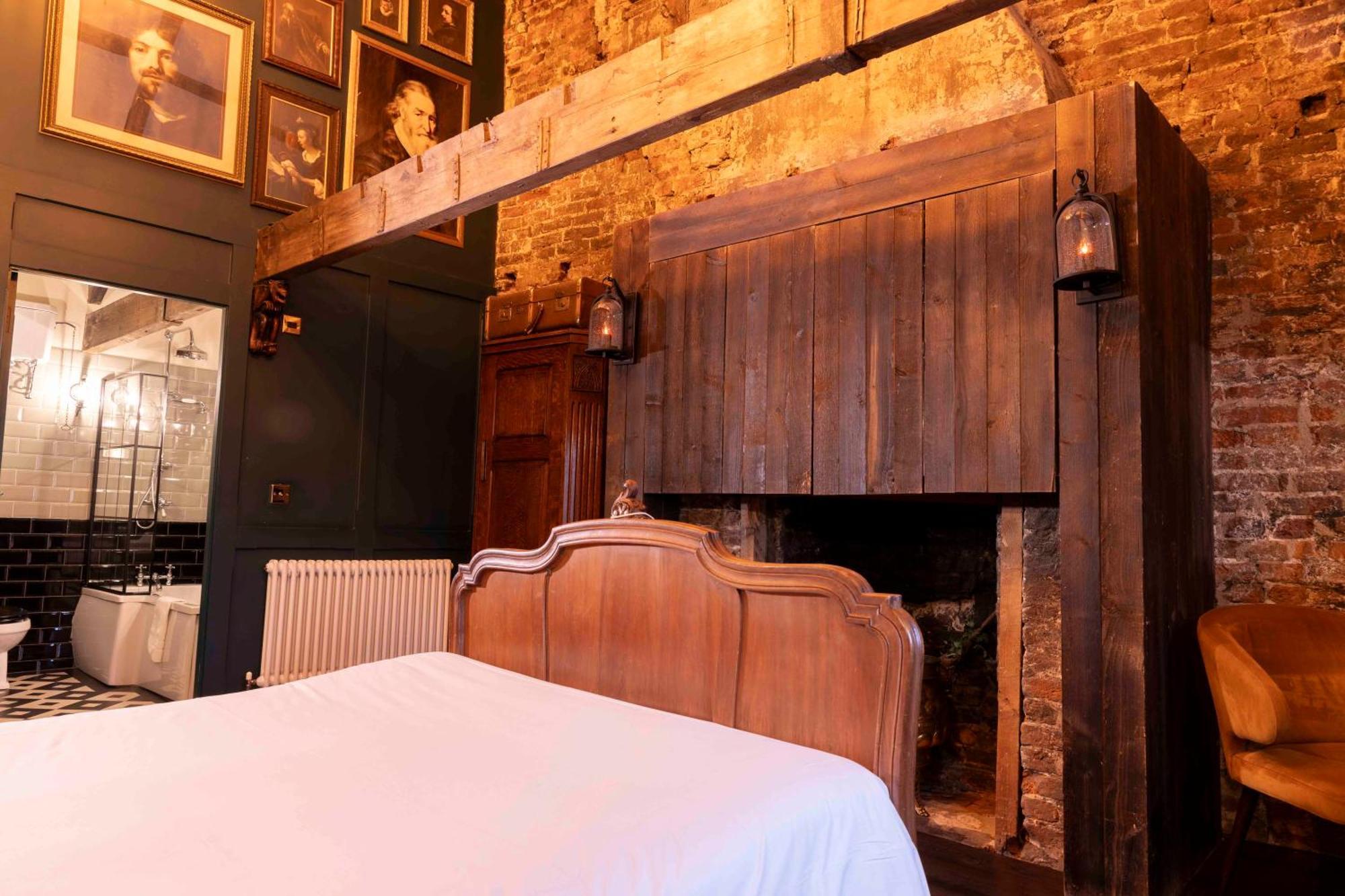 The Dirty Bottles Hotel Alnwick Buitenkant foto
